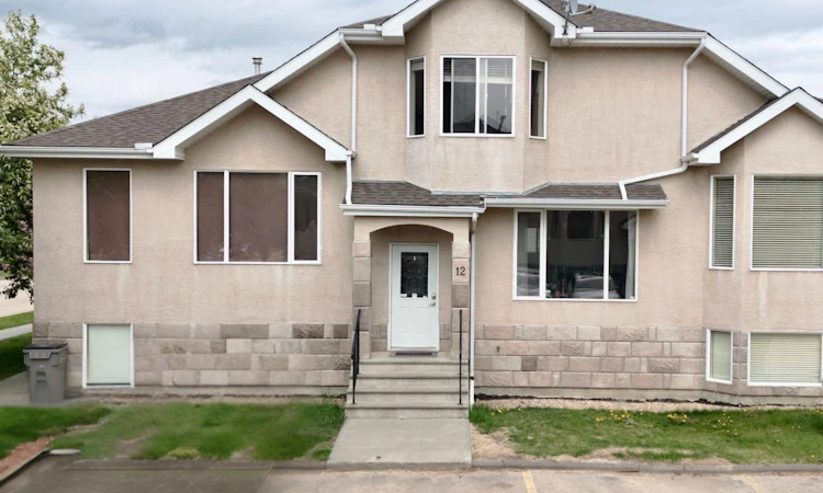 12-9 Leedy Drive