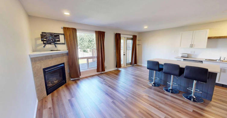 7006 113 Street, Grande Prairie, AB, T8W 0E2 - 3