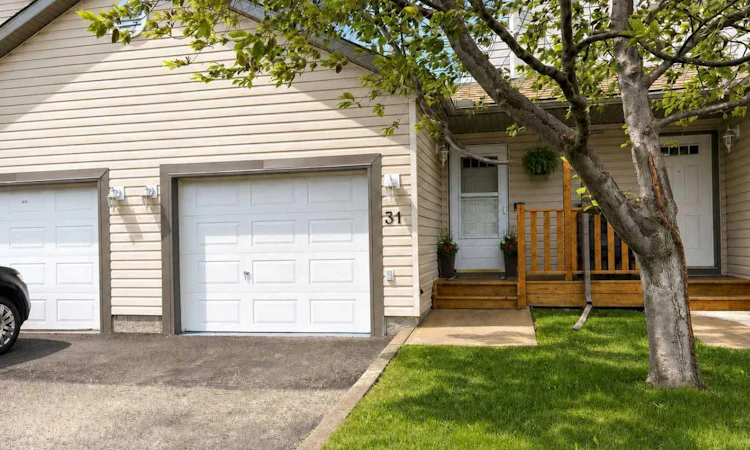 31-156 Canoe Drive SW