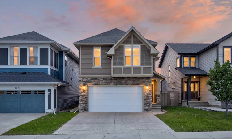 1022 Evanston Drive