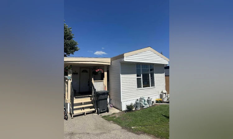 Unit 88-5301 2nd Street