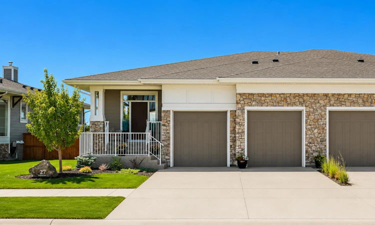 27 Yarrow Gate