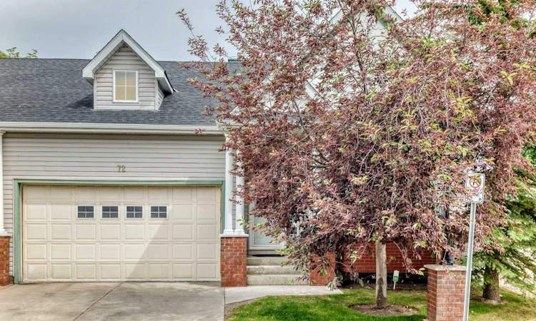 72 Prestwick Pond Terrace SE
