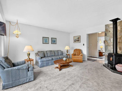 3227 Collingwood Drive NW - 5
