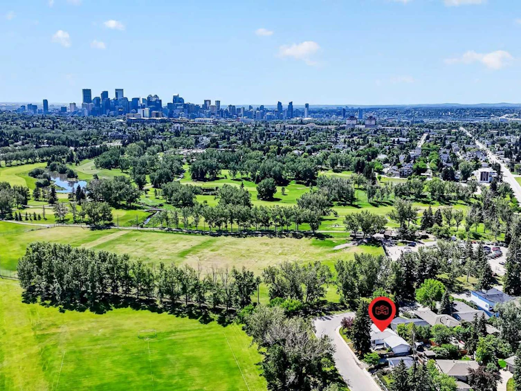 3227 Collingwood Drive NW, Calgary, AB, T2L 0R7 - 46