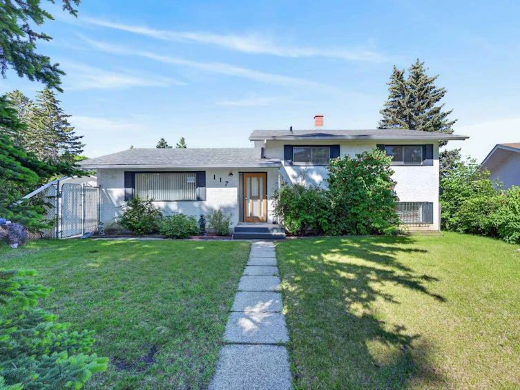 117 Fairview Drive SE, Calgary, AB, T2H 1B4 - 4