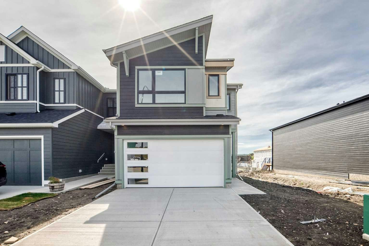 102 Rochester Crescent NW, Calgary, AB, T3L 0J6