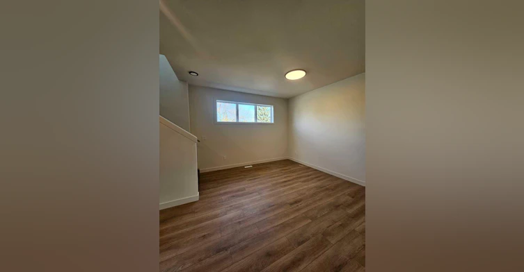 3203 14 Avenue SW, Calgary, AB, T3C 0W7 - 10
