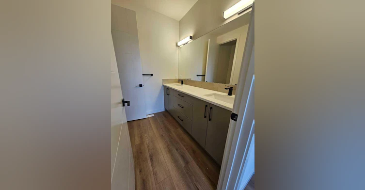 3203 14 Avenue SW, Calgary, AB, T3C 0W7 - 22
