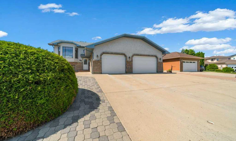 48 Park Meadows Court SE