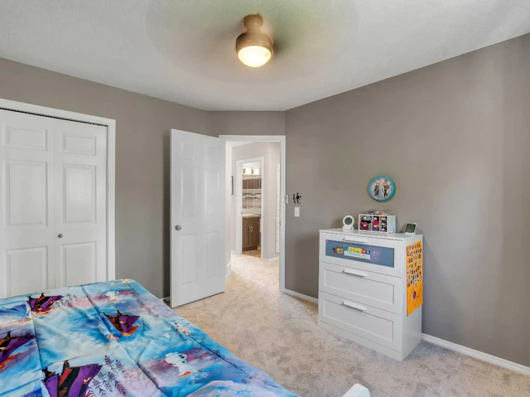 480 Douglas Glen Point SE, Calgary, AB, T2Z 3G4 - 23