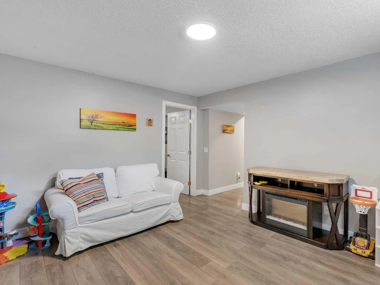 480 Douglas Glen Point SE, Calgary, AB, T2Z 3G4 - 26