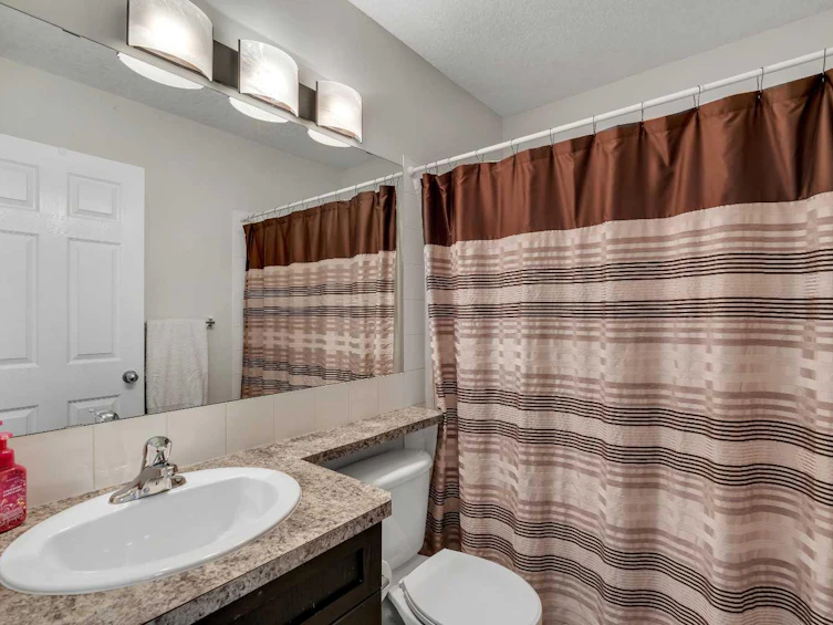480 Douglas Glen Point SE, Calgary, AB, T2Z 3G4 - 25