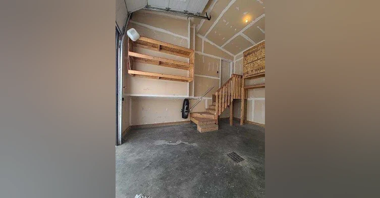 A-10502 102 Street, Grande Prairie, AB, T8V 2W6 - 10