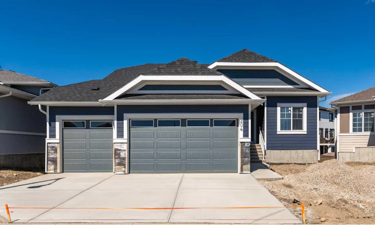 204 Monterey Bay SE
