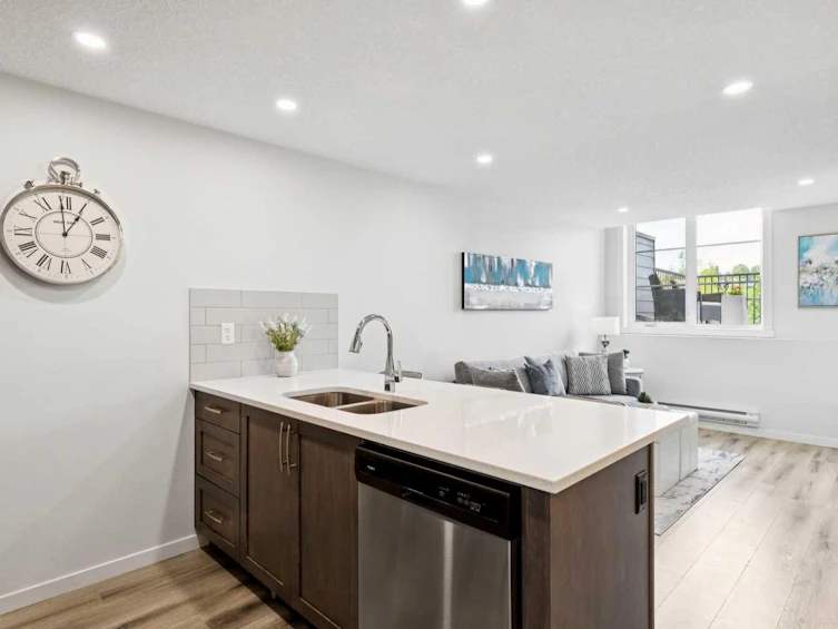 412-260 Rowley Way NW, Calgary, AB, T3L 0H5 - 8
