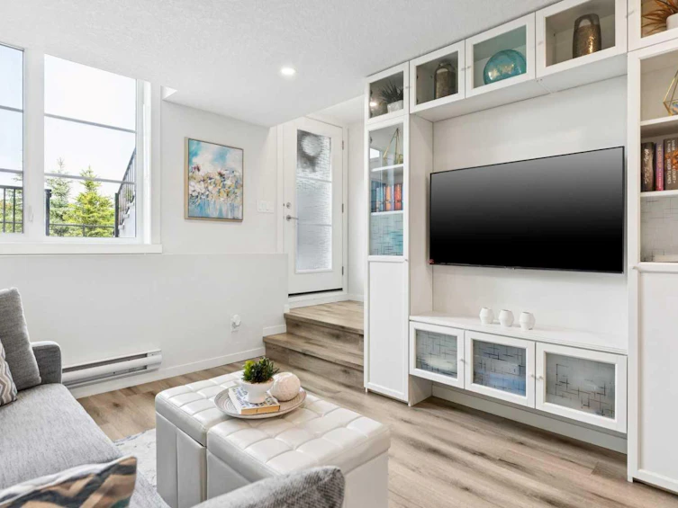 412-260 Rowley Way NW, Calgary, AB, T3L 0H5 - 4