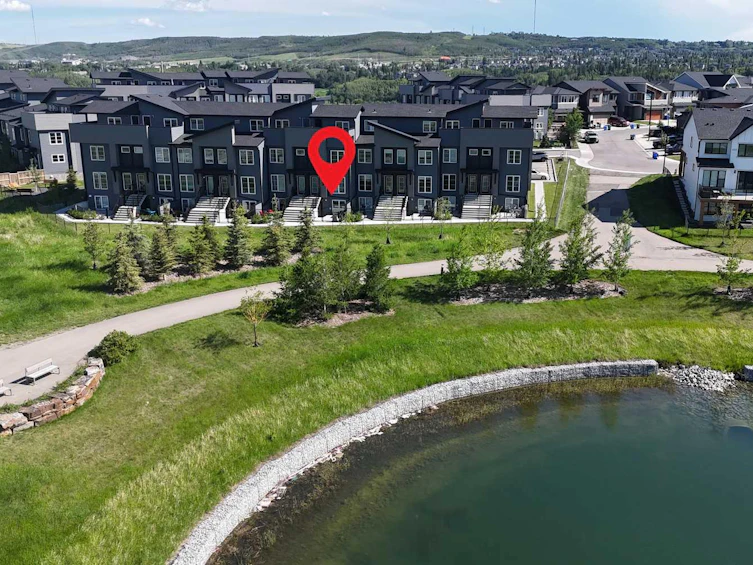 412-260 Rowley Way NW, Calgary, AB, T3L 0H5