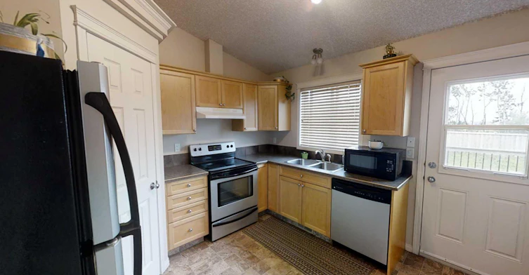 11225 69 Avenue, Grande Prairie, AB, T8W 0G1 - 5