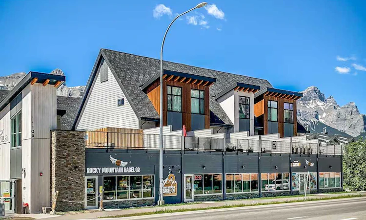 113-1106 Bow Valley Trail