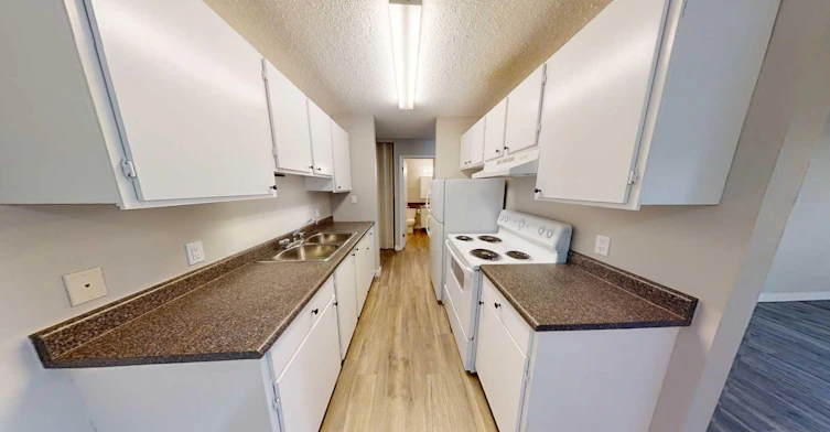 23-10028 105 Avenue, Grande Prairie, AB, T8V 1H1 - 4