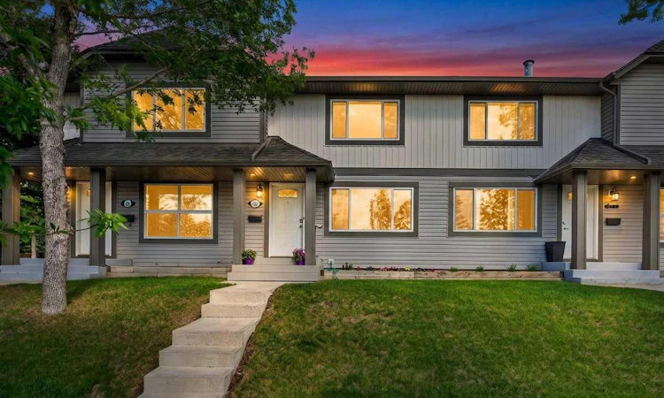 538 Woodbine Boulevard SW