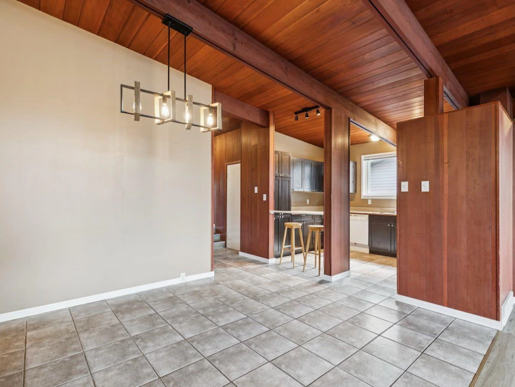 2144 Chilcotin Road NW, Calgary, AB, T2L 0X1 - 13