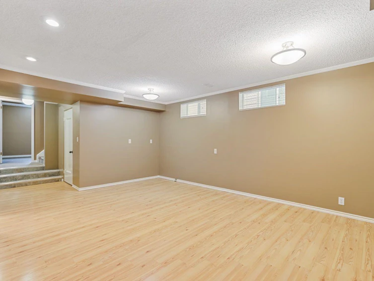 2144 Chilcotin Road NW, Calgary, AB, T2L 0X1 - 26