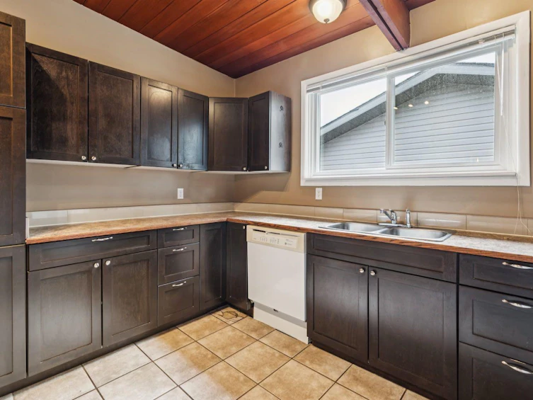 2144 Chilcotin Road NW, Calgary, AB, T2L 0X1 - 15