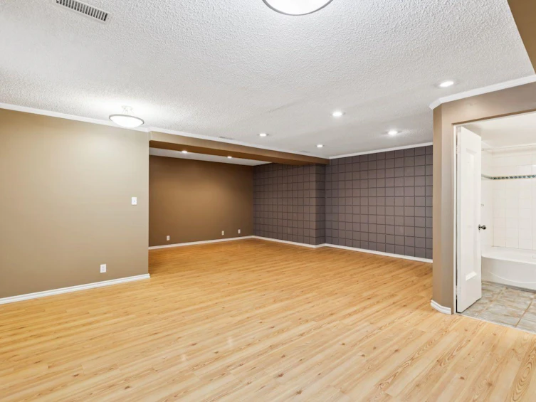 2144 Chilcotin Road NW, Calgary, AB, T2L 0X1 - 27