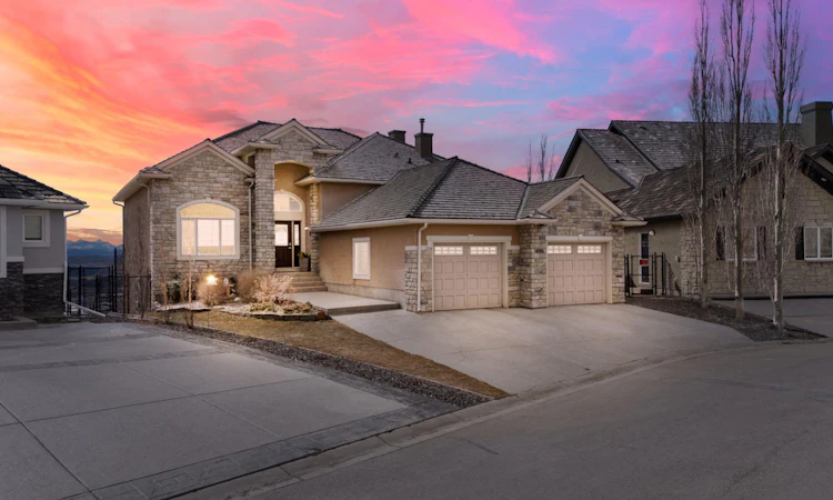 194 Gleneagles Estates Lane
