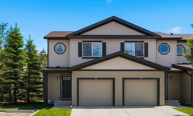 126 Copperpond Landing SE