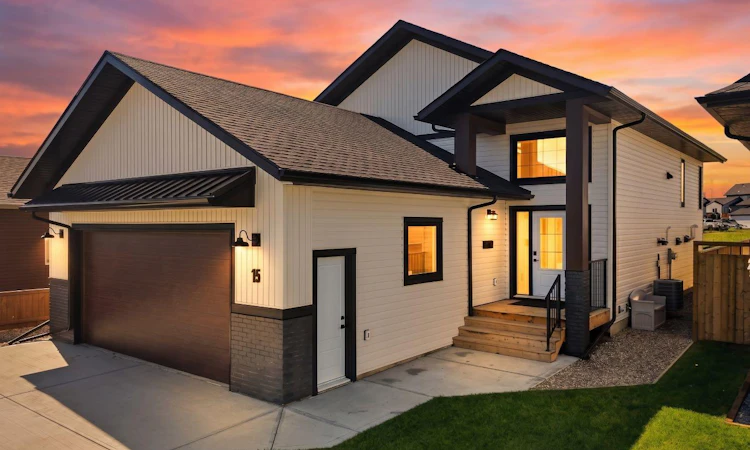 15 Aura Drive
