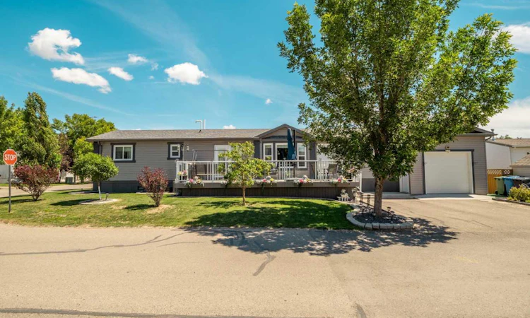 207 Porter Street