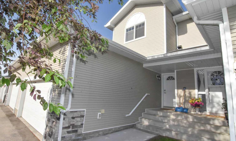 110 Hillview Terrace