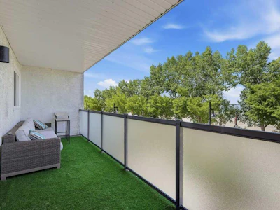6-4415 Lakeshore Drive - 4