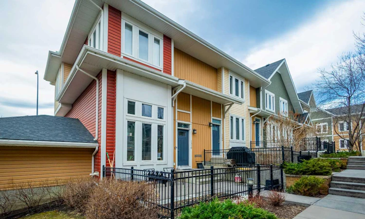 1310 Auburn Bay Square SE