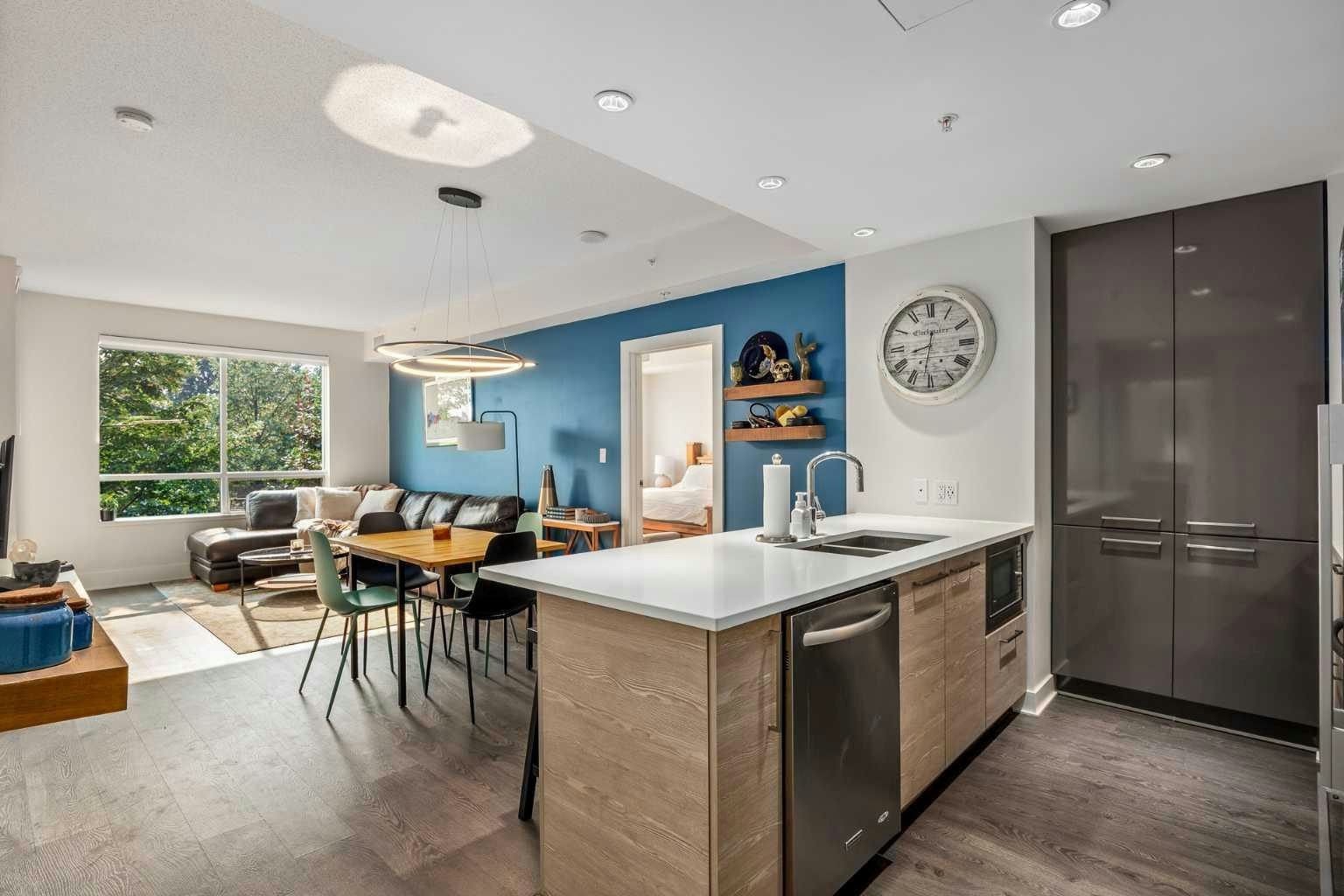 319-38 9 Street NE - 5