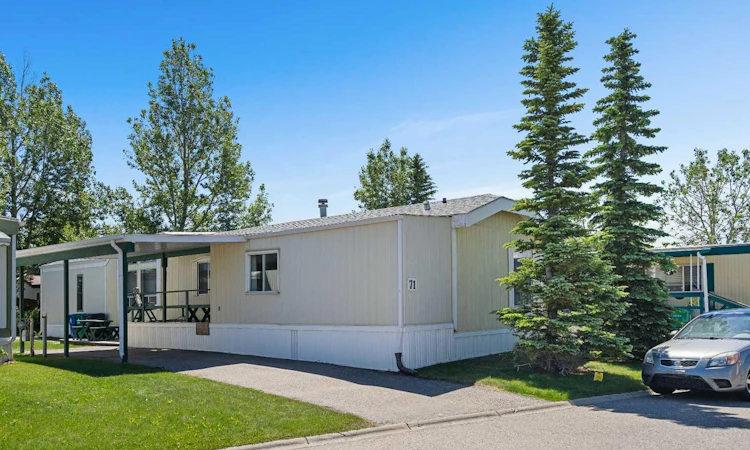 71-99 Arbour Lake Road NW