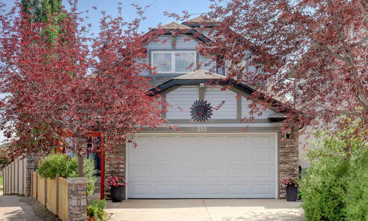 222 Panatella Place NW