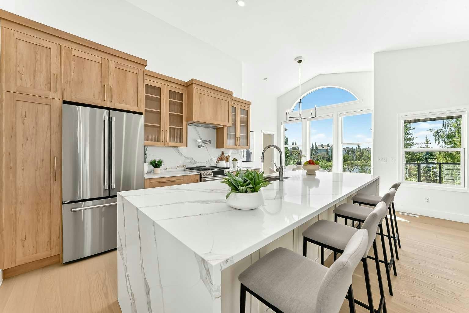 161 West Creek Pond, Chestermere, AB, T1X 1H4