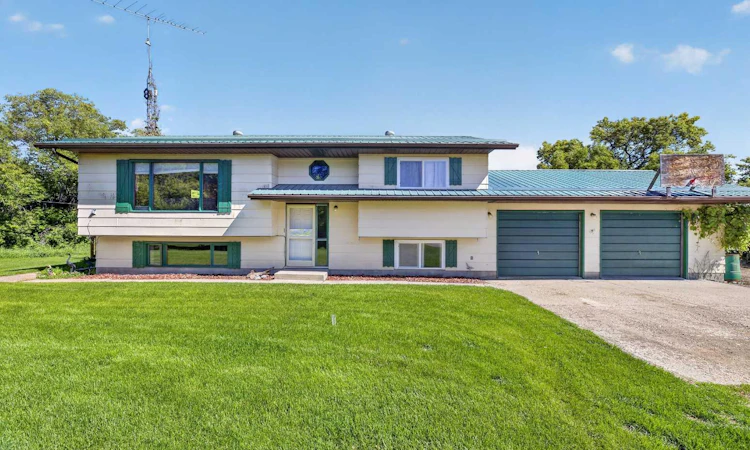 28224 Township Road 334