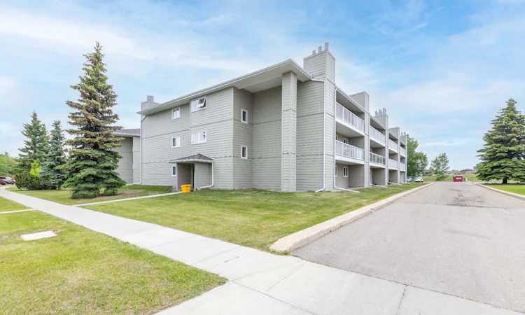 309-3007 57a Avenue