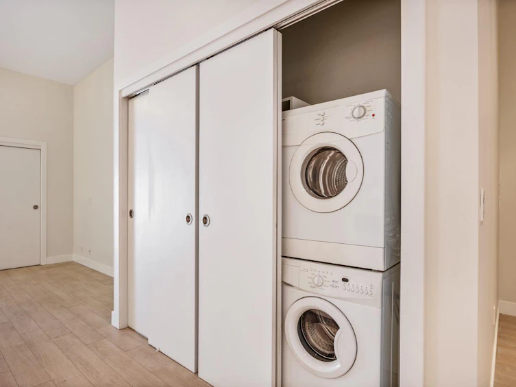 1130 3 Street SE, Calgary, AB, T2G 1H7 - 14