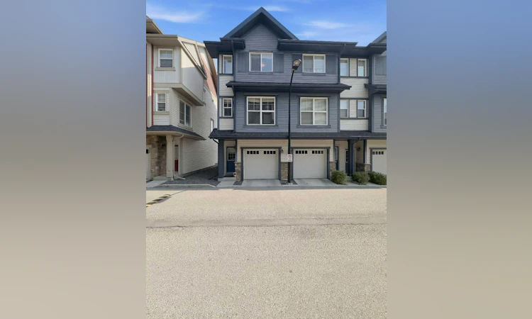 28 New Brighton Point SE