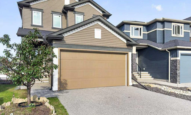 47 Evanscrest Way NW
