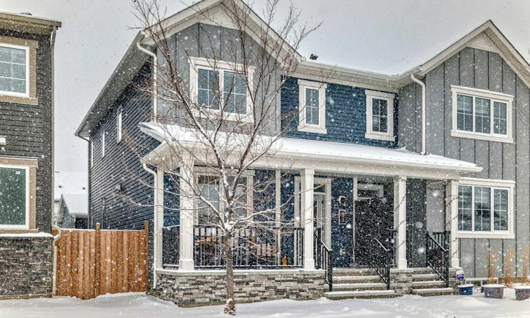 372 Carrington Way NW
