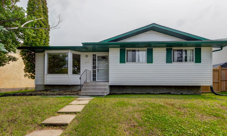 423 Queen Anne Way SE
