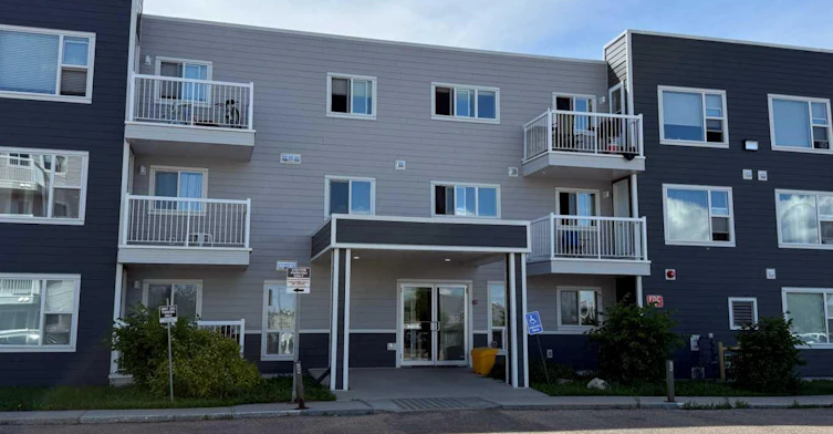 204A-5101 18 Street, Lloydminster City West, AB, T9V 2G7 - 2