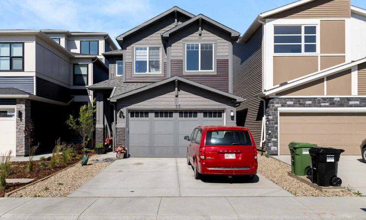 35 Lucas Passage NW